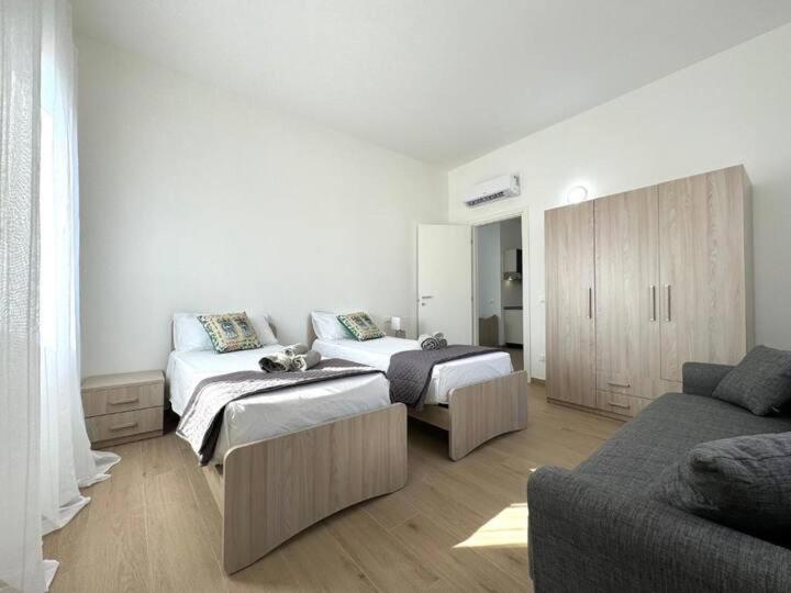 Casa Ferrante Hotel ชีนิซี ภายนอก รูปภาพ