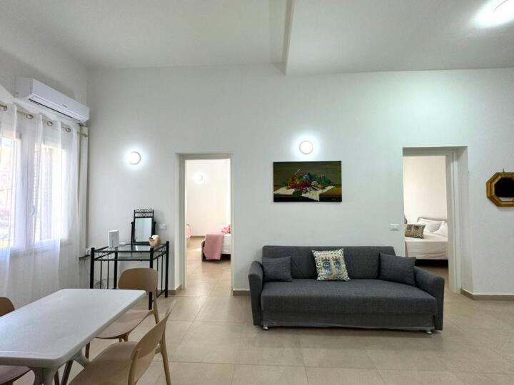 Casa Ferrante Hotel ชีนิซี ภายนอก รูปภาพ