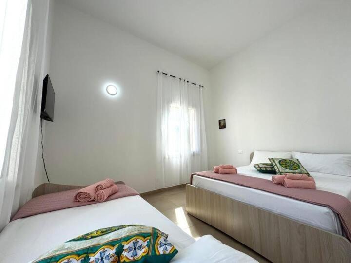Casa Ferrante Hotel ชีนิซี ภายนอก รูปภาพ